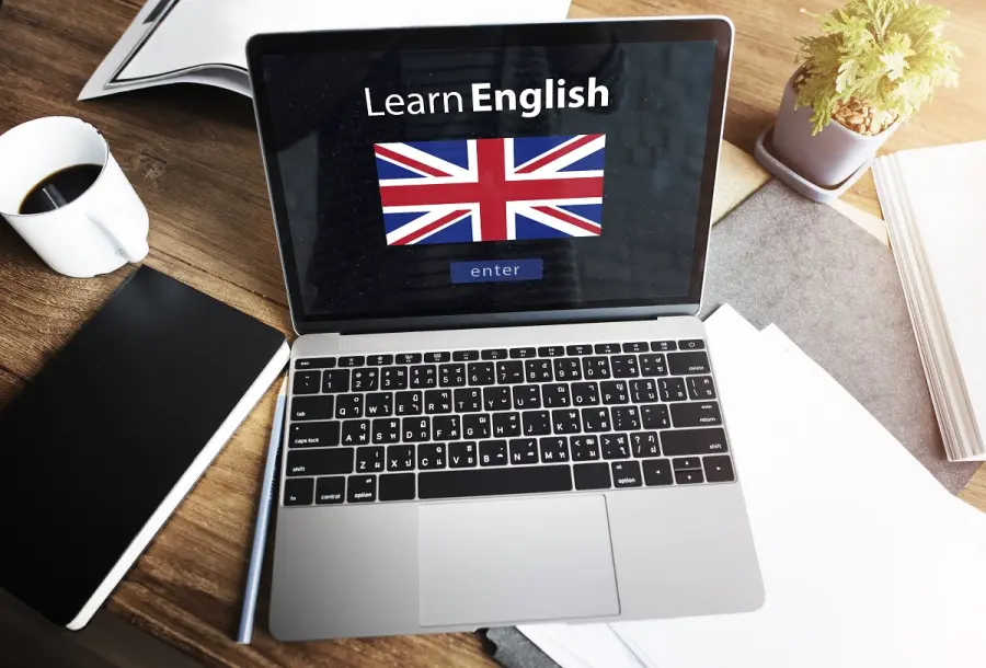 Come imparare l’inglese online: le soluzioni migliori per seguire un corso da casa